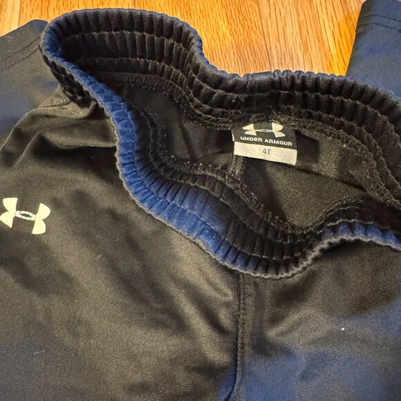 Under Armour Long Sleeve/ Pant Set - Picture 4 of 5